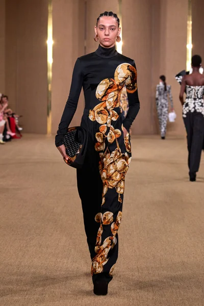 Look 33